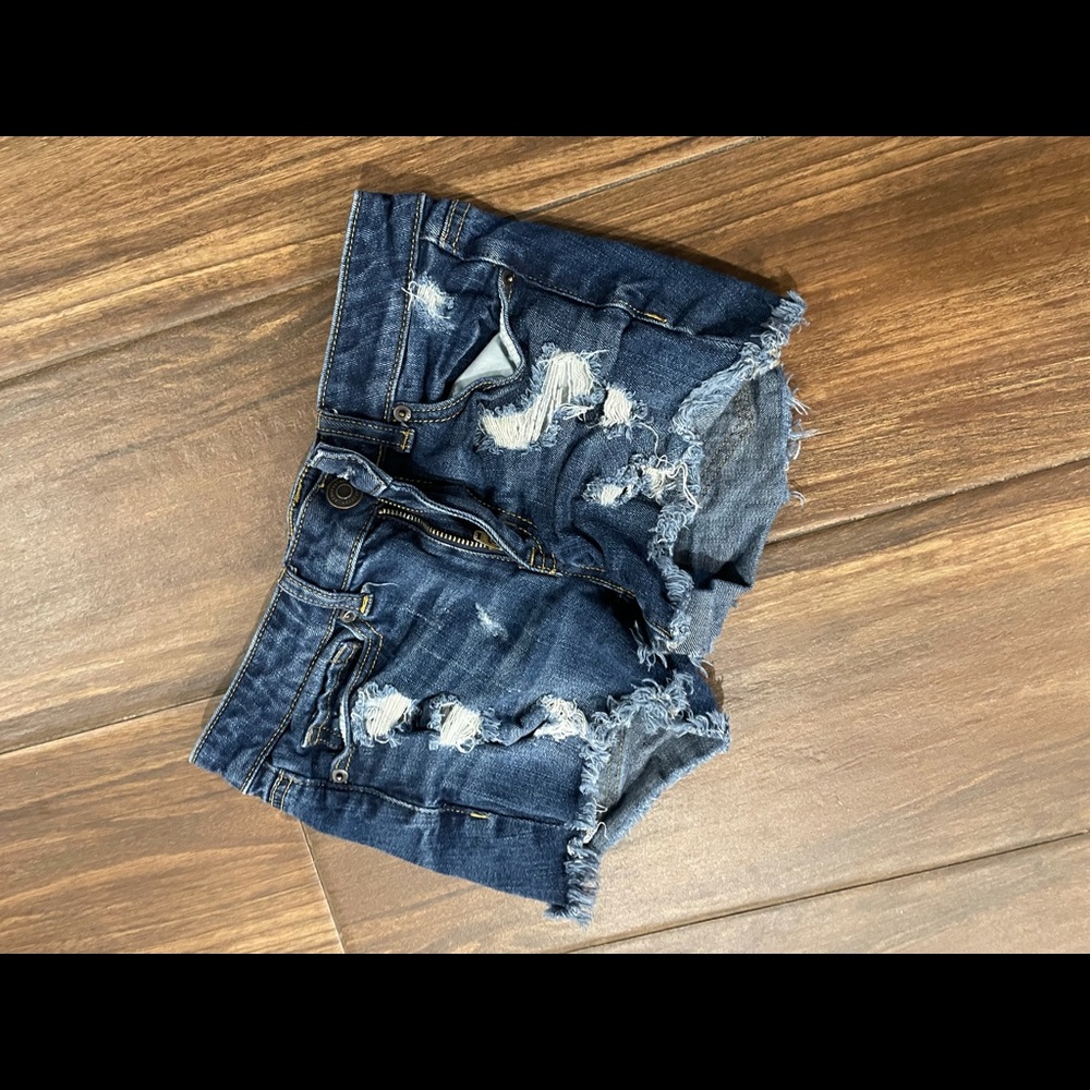 Aeropostale Distressed shorts